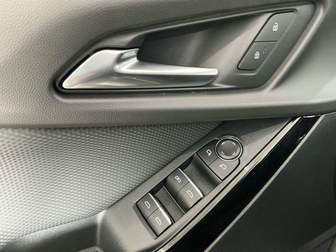New 2026 Chevrolet Equinox RS w/ Safety and Technology Package FWD image 23