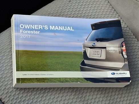 Used 2017 Subaru Forester 2.5i w/ Alloy Wheel Package image 25