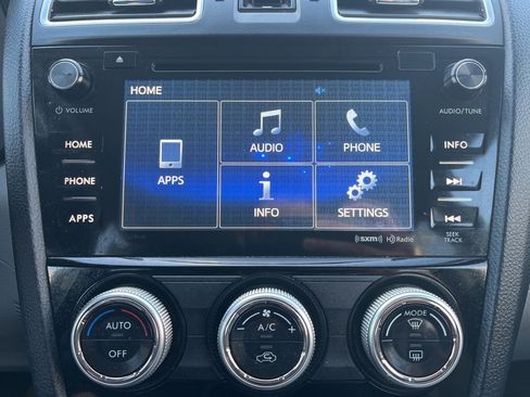 Used 2017 Subaru Forester 2.5i Premium w/ All-Weather Package image 16