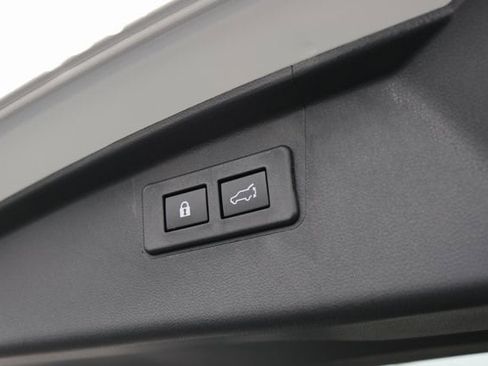 Certified 2025 Subaru Outback Premium w/ Popular Package #1A image 16