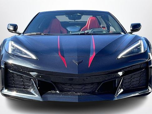 Used 2024 Chevrolet Corvette Z06 image 2