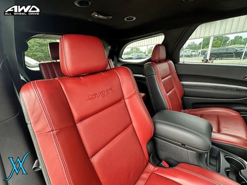 Used 2018 Dodge Durango SRT w/ SRT Interior Appearance Group AWD/4WD image 28