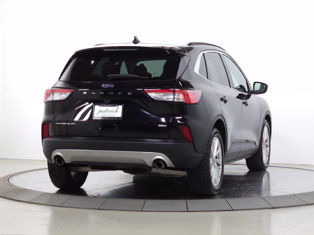 Used 2021 Ford Escape Titanium w/ Titanium Elite Package FWD image 9