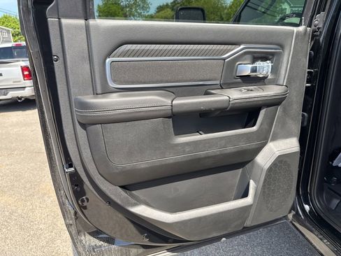 New 2026 RAM 2500 Big Horn AWD/4WD image 18