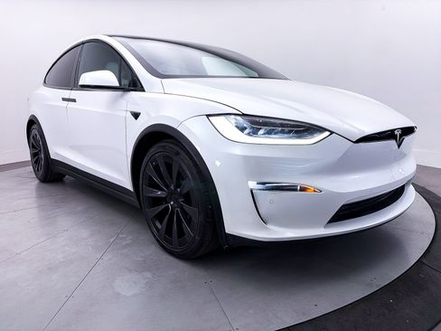Used 2022 Tesla Model X AWD/4WD image 16