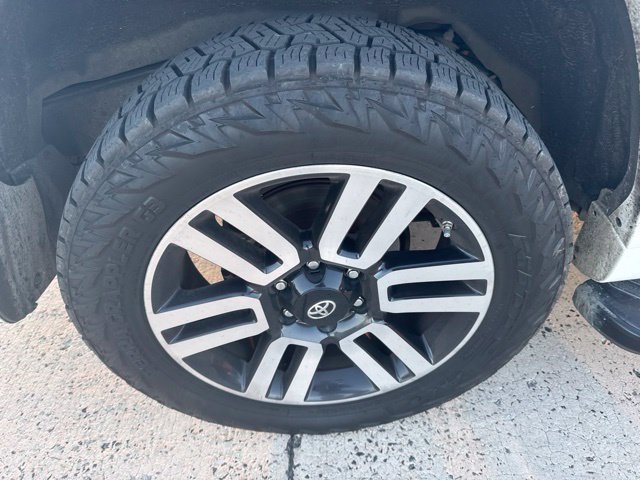 Used 2018 Toyota 4Runner Limited RWD image 15