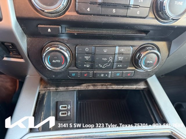 Used 2018 Ford F350 Lariat w/ Lariat Value Package AWD/4WD image 22
