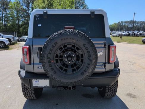 New 2026 Ford Bronco Badlands image 5