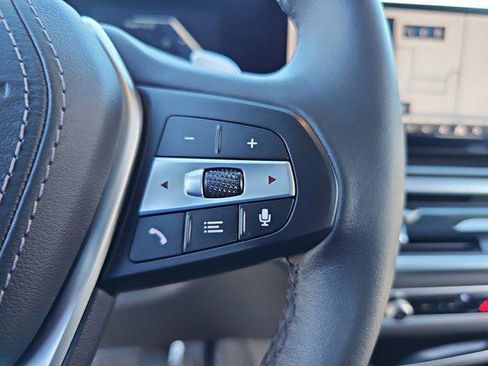 Used 2024 BMW X5 sDrive40i w/ Parking Assistance Package image 18