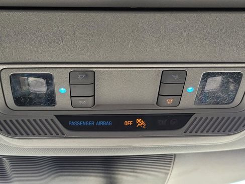 Used 2024 Ford Explorer XLT w/ Equipment Group 202A image 31