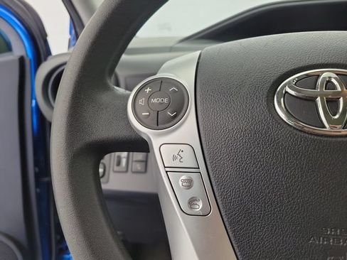 Used 2017 Toyota Prius C One FWD image 23