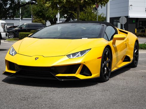 Used 2020 Lamborghini Huracan EVO AWD/4WD image 5