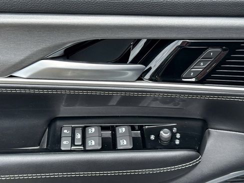 New 2026 Jeep Grand Wagoneer Limited AWD/4WD image 21