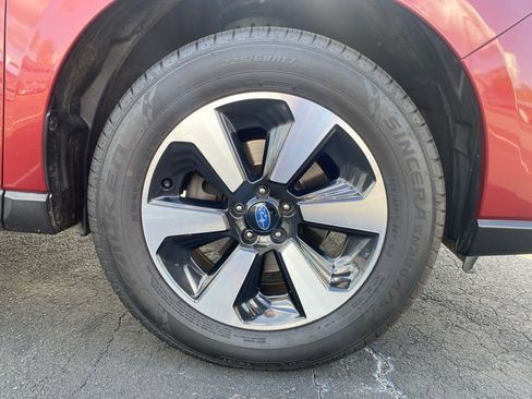 Used 2017 Subaru Forester 2.5i Limited image 29