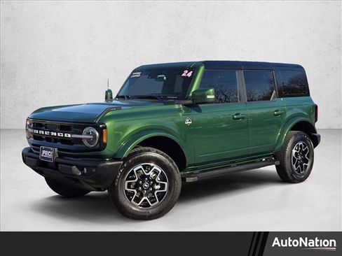 Used 2024 Ford Bronco Outer Banks image 1