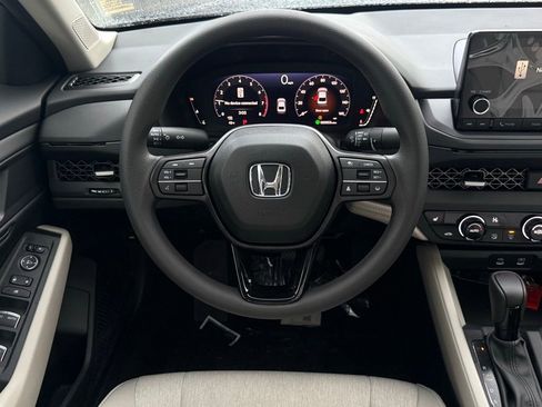 New 2025 Honda Accord SE image 19