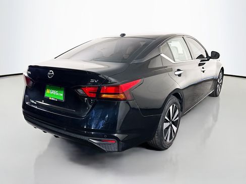 Used 2022 Nissan Altima 2.5 SV FWD image 10