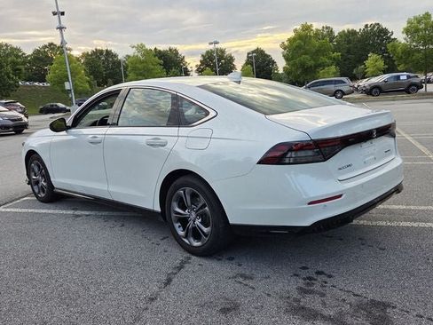 Used 2025 Honda Accord EX-L image 8