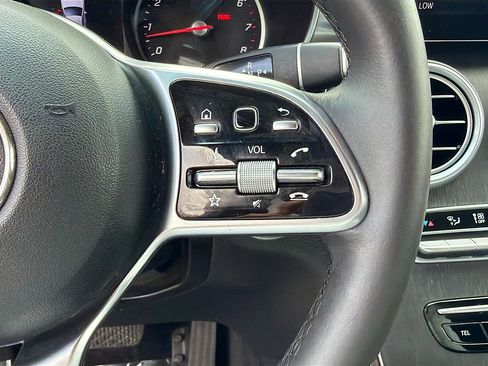 Used 2021 Mercedes-Benz GLC 300 image 37