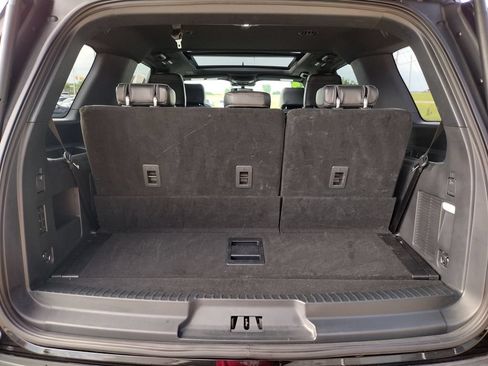Used 2024 Ford Expedition Platinum AWD/4WD image 18