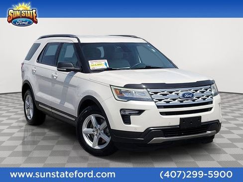 Used 2019 Ford Explorer XLT w/ Equipment Group 202A FWD image 1