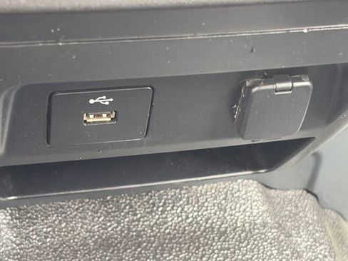 Used 2022 Ford F250 XL w/ Power Equipment Group image 47