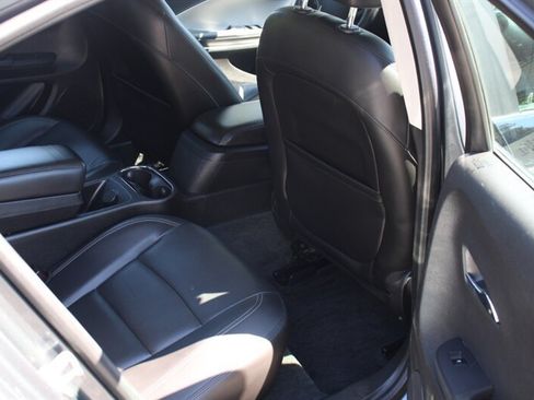 Used 2013 Chevrolet Volt Premium w/ Premium Trim Package FWD image 6