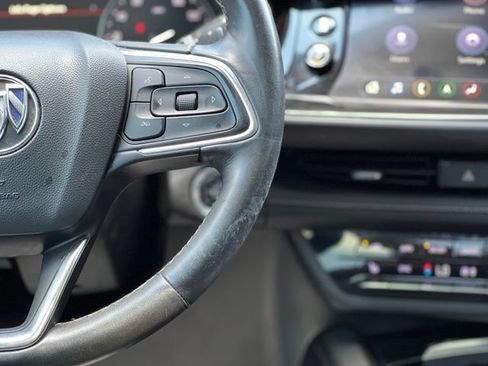 Used 2022 Buick Envision Essence w/ Technology Package II FWD image 34