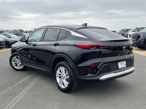 New 2025 Buick Envista Preferred image 5