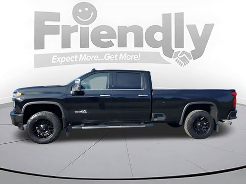 Used 2022 Chevrolet Silverado 2500 High Country w/ Z71 Off-Road Package image 2