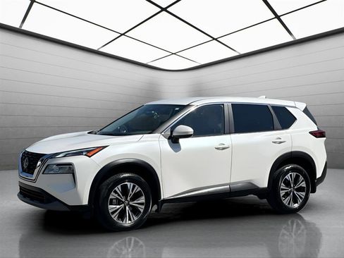 Used 2023 Nissan Rogue SV image 1