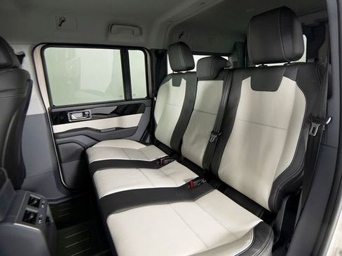 New 2025 INEOS Grenadier Fieldmaster Edition image 31