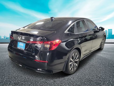 Used 2024 Honda Civic EX image 4