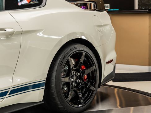 Used 2020 Ford Mustang Shelby GT350R w/ GT350R Equipment Group 920A image 31