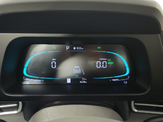 Certified 2025 Hyundai Elantra Hybrid FWD image 22