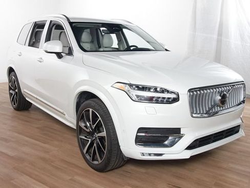 Used 2023 Volvo XC90 B6 Plus w/ Protection Package Premier AWD/4WD image 3