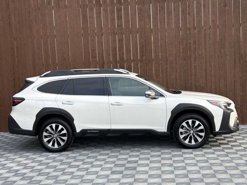 Used 2025 Subaru Outback Touring XT AWD/4WD image 15