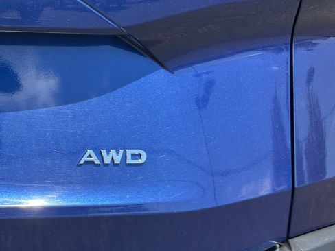 Used 2023 Nissan Rogue S AWD/4WD image 28