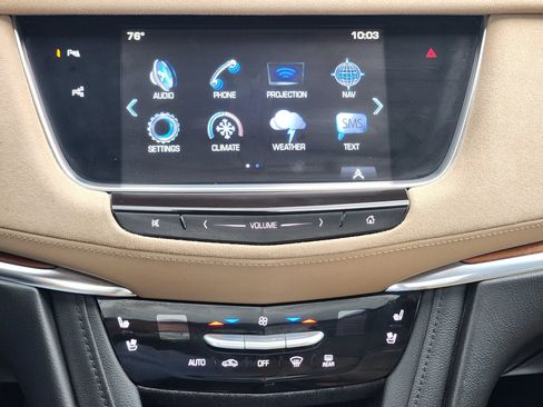 Used 2017 Cadillac XT5 Platinum w/ Driver Assist Package AWD/4WD image 21