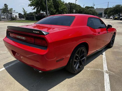Used 2014 Dodge Challenger SRT8 Core w/ Satin Vapor Edition image 9