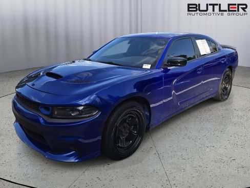 Used 2022 Dodge Charger SXT w/ Blacktop Package RWD image 1