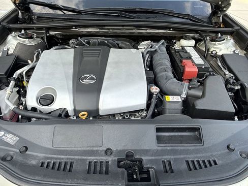 Used 2025 Lexus ES 350 w/ Premium Package FWD image 14