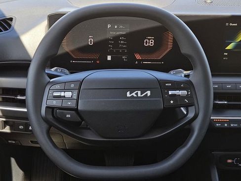 New 2026 Kia K4 LXS image 15