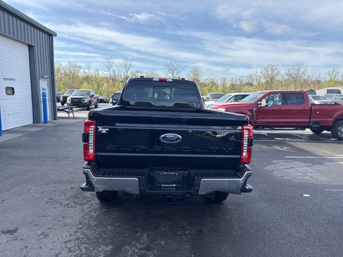 Used 2024 Ford F350 Lariat w/ Camper Package image 4