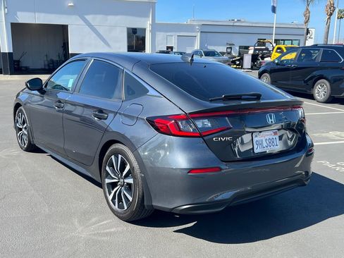 Used 2023 Honda Civic EX-L image 9