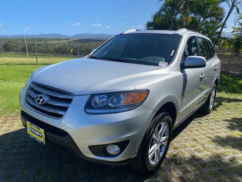 Used 2012 Hyundai Santa Fe SE image 3