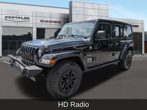Used 2021 Jeep Wrangler Unlimited Sahara w/ Uconnect 4C Nav & Sound Group AWD/4WD image 8
