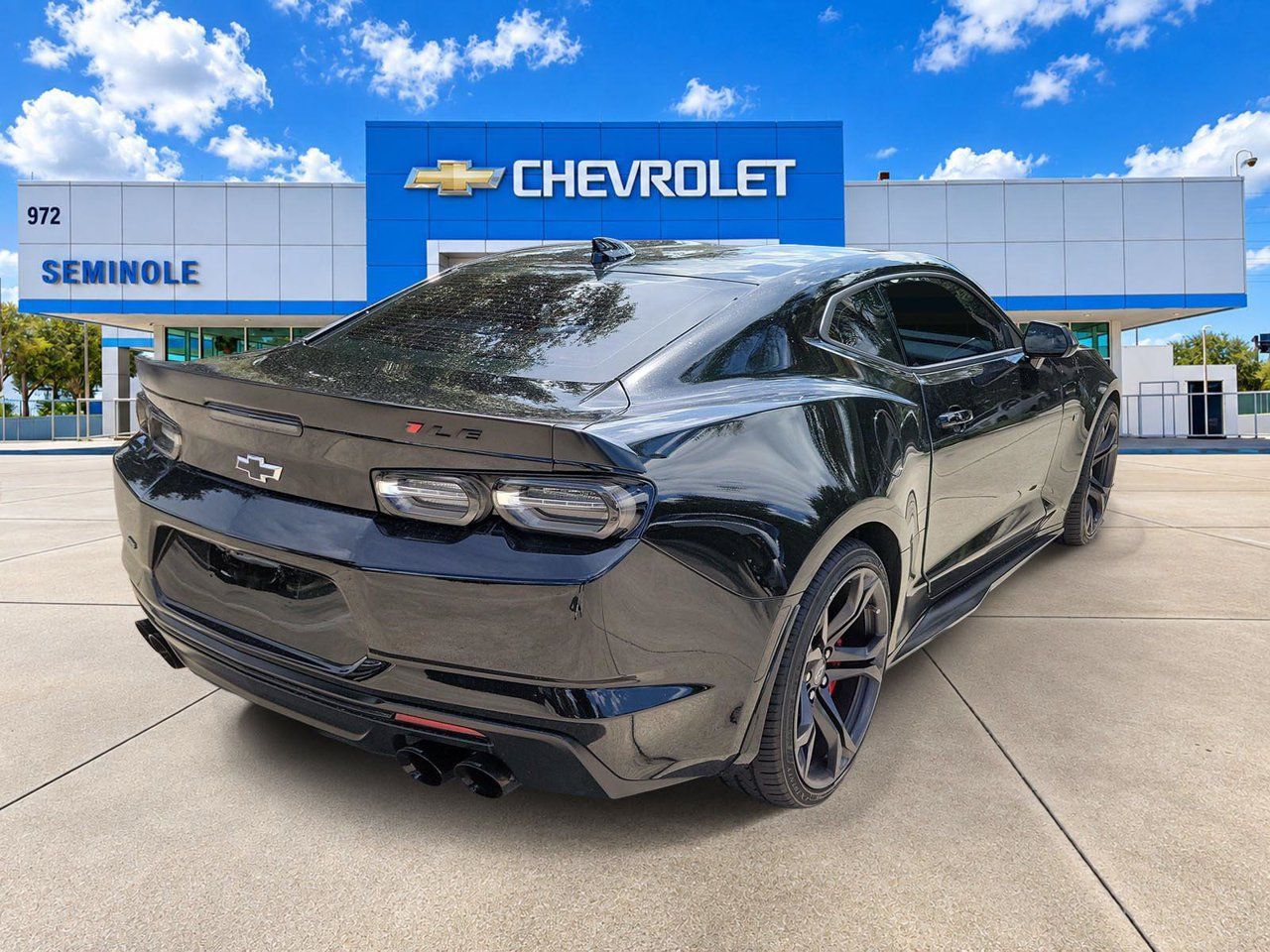 Used 2022 Chevrolet Camaro SS RWD image 3
