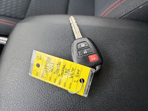 Used 2023 Toyota Tacoma SR5 image 41