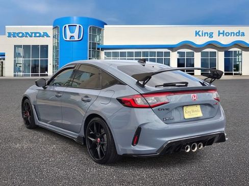 Used 2024 Honda Civic Type R image 10